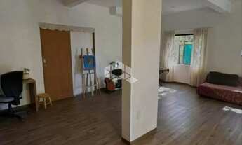 Imagem 2: Propriedade à venda no Campeche - 4 quartos - duas casas em amplo terreno de 1.000m2 - Pró