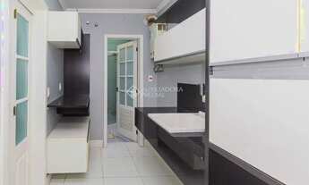 Imagem 6: Imóvel para aluguel possui 339 metros quadrados com 3 quartos em Morro Santana - Porto Ale