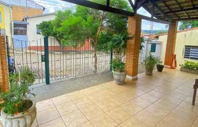 Imagem 2: Casa de rua : / Residencial / Vila Nova