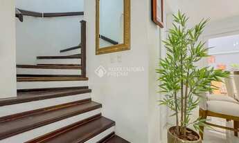 Imagem 5: Sobrado e dormitórios