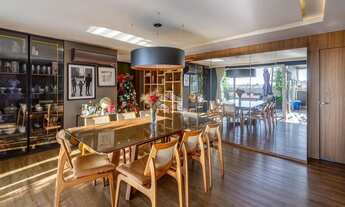 Imagem: Cobertura Horizontal semimobiliada com 167m²