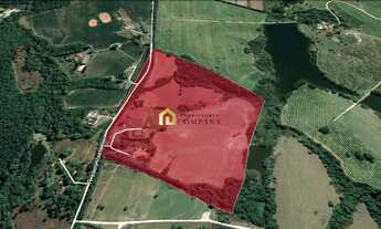 Imagem 3: Área para condomínio com mais de 226 mil m² tendo 500 metros de frente em CCR