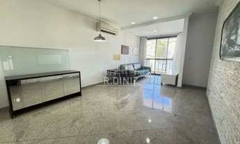 Imagem: Laranjeiras. 2 quartos (1 suíte). Varanda