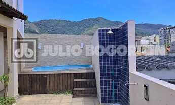 Imagem: CASA TRIPLEX, CONDOMÍNIO FECHADO, 2 SALAS