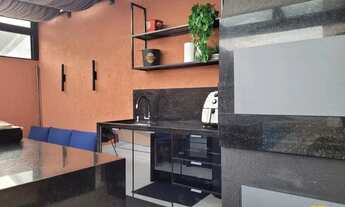 Imagem 7: Casa de 4 dormitórios, piscina em ótima localização