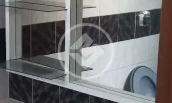 Imagem 2: Casa imponente, garagem para 4 carros, cozinha e sala, espaço gourmet, 4 quartos, 1 suítes