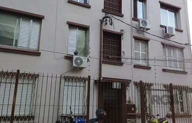 Imagem 2: Apartamento desocupado na Azenha