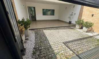 Imagem 2: Sobrado Alto Padrão com Energia Solar, Móveis Planejados e Acabamento Impecável Império do