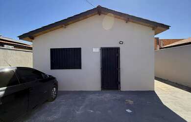 Imagem 4: Vendo casa altos do parque2 Cuiabá-MT pego carro, moto também