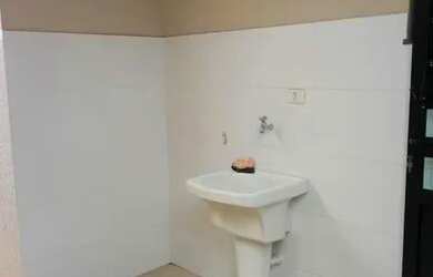 Imagem 3: Casa com 1 Quarto(s) e 1 banheiro(s) para Alugar, 50 m² por R$ 2100 / Mês