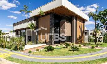 Imagem: Esplêndida Casa de Luxo à Venda no Condomínio