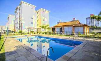 Imagem 2: Apartamento com 2 dormitórios e 1 vaga de garagem no Bairro Humaitá