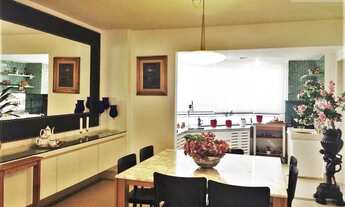 Imagem 7: Vendo apartamento alto padrão com três suítes, quatro vagas de garagem e localização privi