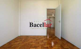 Imagem 6: Ótima acessibilidade, próximo de todo comércio, metrô, reformado !