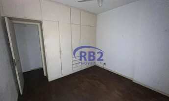 Imagem 5: Apartamento composto por 2 quartos mais reversível e vaga de garagem