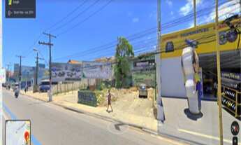 Imagem: Área comercial situada entre avenida Moreira