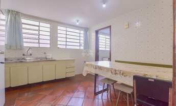 Imagem 6: Casa para venda possui 291 metros quadrados com 4 quartos em Jardim Social - Curitiba - PR