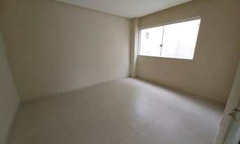 Imagem 4: Casa de condomínio para venda tem 275 metros quadrados com 4 quartos