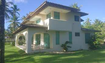 Imagem: Propriedade com 2 casas beira mar alto padrão