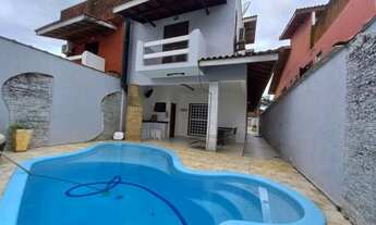 Imagem: Sobrado próximo a praia para venda e locação