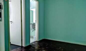 Imagem 5: Ampla sala comercial com 59 m2 privativos dividida em 3 ambientes