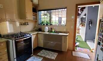 Imagem 2: Casa para aluguel e venda com 240 metros quadrados com 3 quartos