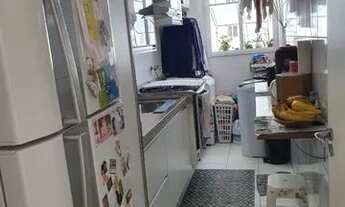 Imagem 5: Apartamento em Osasco, 55m2, 2 dormitórios, varanda fechado com vidros e persiana