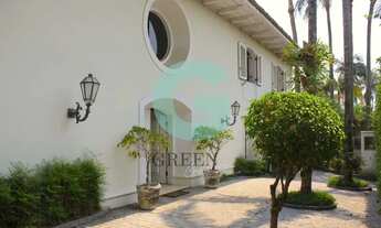 Imagem 2: Linda Casa Estilo Colonial Reformada e Modernizada no Jardim Guedala! 680m2 construídos, 8