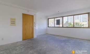 Imagem 2: Apartamento para venda possui 80 metros quadrados com 2 quartos em Menino Deus - Porto Ale