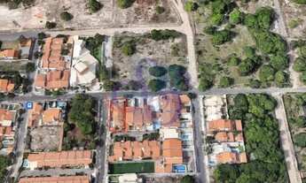 Imagem: Terreno de esquina com 680m² em localização