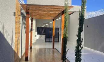 Imagem: Casa Térrea à Venda - Bairro Ibituruna