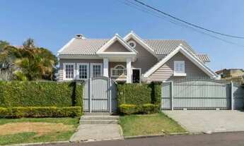 Imagem 7: Vista Alegre: Casa com 382m², 4 quartos e 6 vagas próximo ao Bosque do Alemão