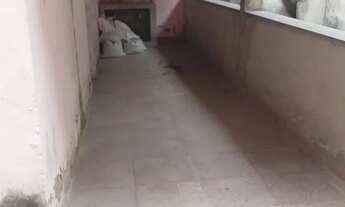 Imagem: Casa linear com uma quitinete atrás garagem