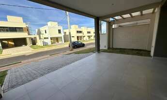 Imagem 4: Sobrado para venda tem 181 metros quadrados com 4 quartos