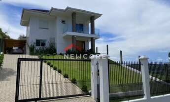 Imagem 1: Casa em Rua Gentil Bonato - Pórtico - Gramado/RS