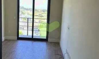 Imagem 5: Confortável Casa em Condomínio fechado na Cidade de Macaé com quatro quartos (sendo três s