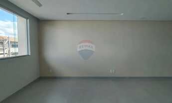 Imagem 6: Exuberante casa com 5 quartos, sendo uma suíte, 2 banhos, terraço maravilhoso, sala, cozin