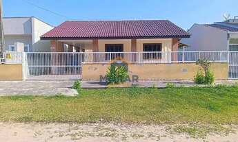 Imagem 2: Residência com espaço de terreno em Praia de Leste