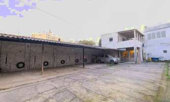 Imagem 3: Terreno para locação com estrutura completa para estacionamento, moradia e poço artesiano