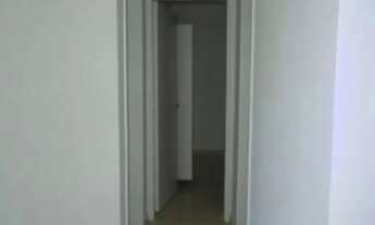 Imagem 3: SQN 215 BL A - ED. JULIANA GREEN