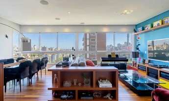 Imagem: Apartamento com 2 quartos e 2 vagas em Petrópolis