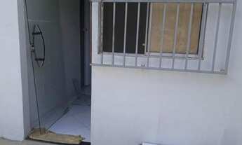 Imagem 2: Quarto com banheiro, com internet, água e luz inclusos