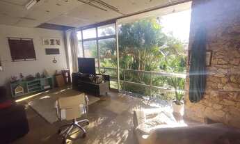 Imagem 2: Casa maravilhosa com muito verde 4 qtos e muito mais