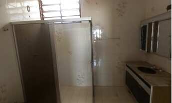 Imagem 6: Sobrado para aluguel e venda possui 236 metros quadrados com 4 quartos