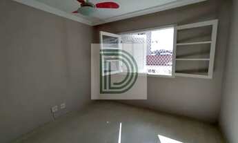 Imagem 7: Linda casa em condomínio fechado, com 2 dormitórios, quintal com churrasqueira