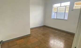 Imagem: Alugo apartamento térreo na Penha