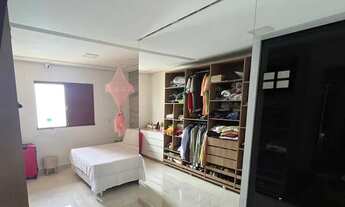 Imagem 2: Casa para venda com 260 metros quadrados com 3 quartos em Alphaville - Santana de Parnaíba