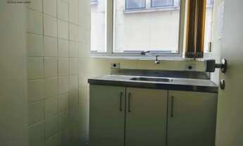 Imagem 7: Ampla sala comercial com 59 m2 privativos dividida em 3 ambientes