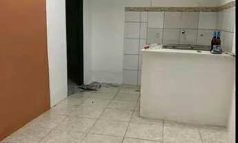 Imagem 2: Alugo casa em vila na condor!