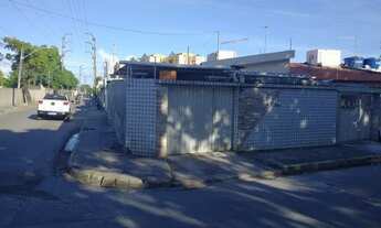 Imagem: Casa com 2 quartos em Sam Martim para venda